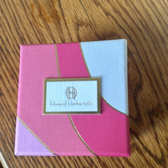 NWT House of Harlow 1960 Hammered Texture Gold Hoops NWT - Picture 4 of 4